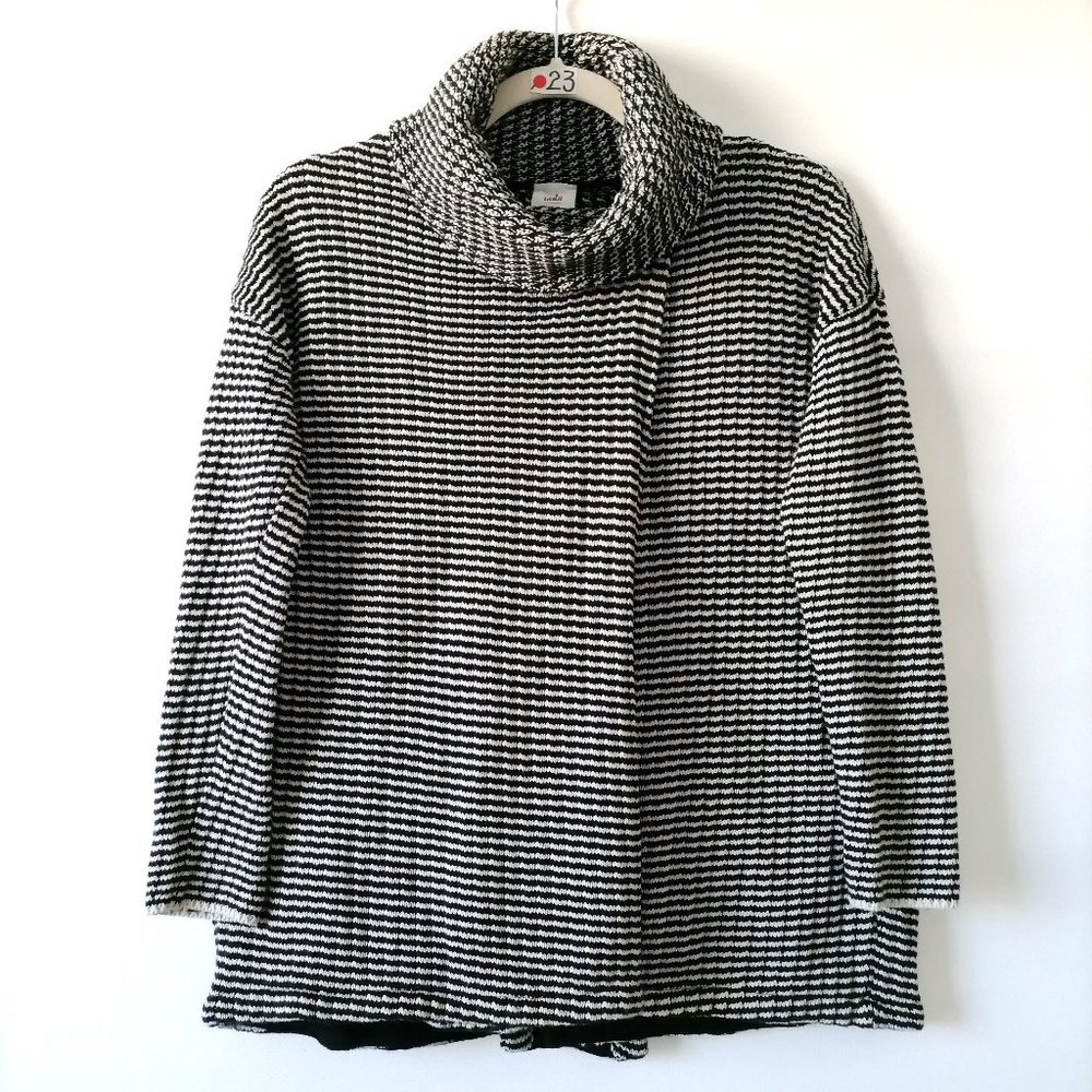 Cabi Fergie 3167 Womens Black White Split Front & Back Turtleneck Sweater Sz S